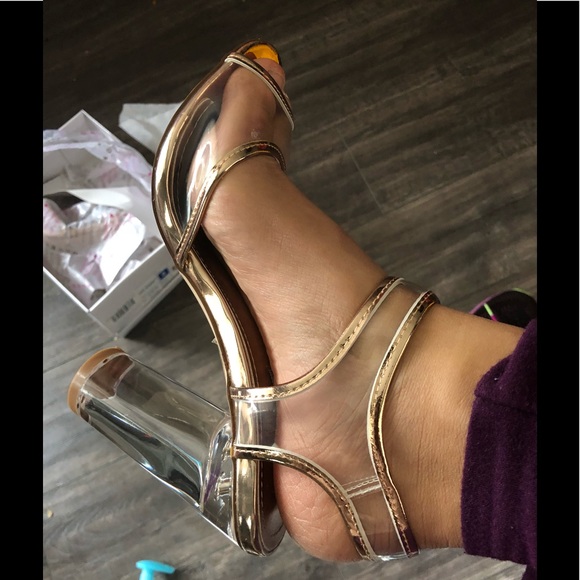 Rose gold peep toe clear straps lucite heel sandal - Picture 7 of 7